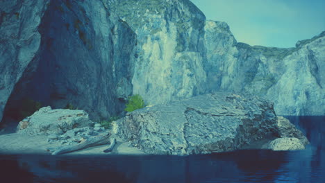 el océano atlántico y las rocas de granito de la costa
