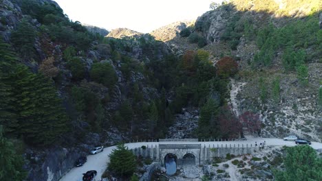 Vista-Aérea-Verano-Montañas-Paisaje-Parque-Natural-De-Gerês-Portugal