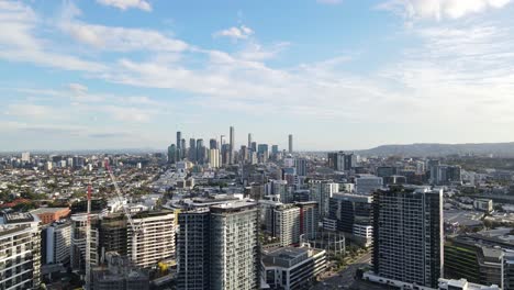 Brisbane-Central-Business-District-Skyscrapers-At-Daytime-In-QLD,-Australia