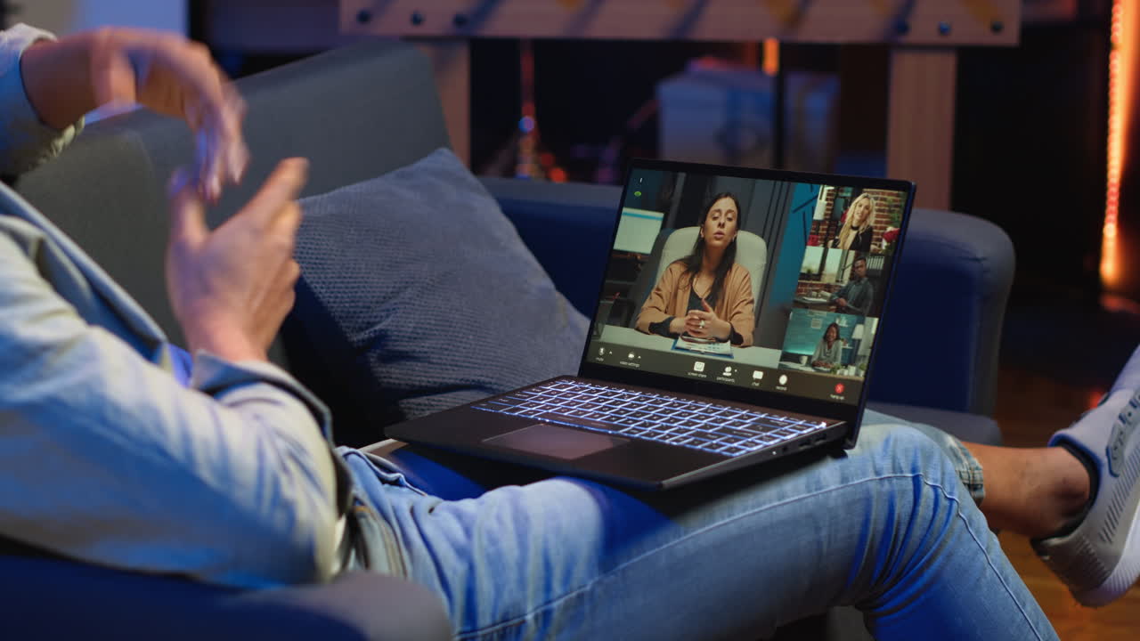 Vertical Video Freelancer joining a teleconference call for remote workshop lesson