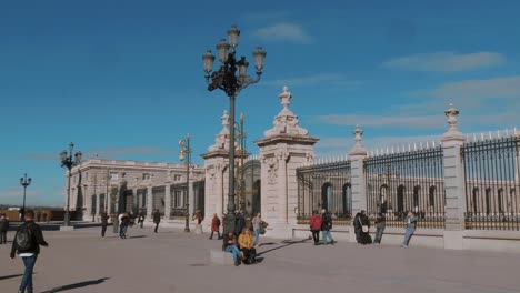 the royal palace in madrid called palacio real