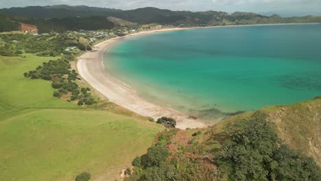 Flying-over-New-Zealand-mountains-into-Opito-bay