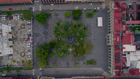 Timelapse-aerial-footage-of-Cordoba,-Veracruz-downtown-square