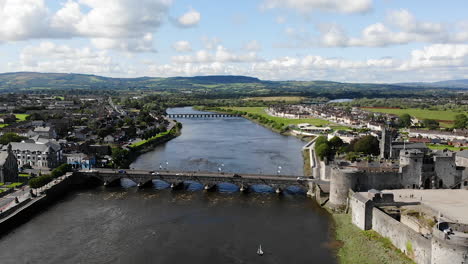 Aerial-View-of-Limerick-City,-Ireland