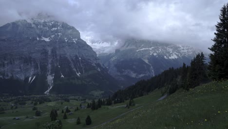 hora de la noche en grindelwald suiza