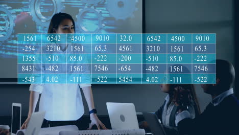 Animación-Del-Procesamiento-De-Datos-Sobre-Diversos-Empresarios-En-El-Cargo