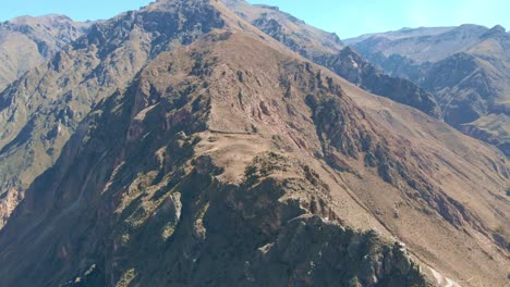 Aerial-shots-of-the-Chimpa-Fortress,-located-in-the-Madrigal-district-of-Calle-del-Colca,-Caylloma-province,-Peru