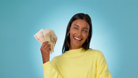 Ganador-De-Dinero,-Cara-O-Mujer-Feliz-Con-Lotería