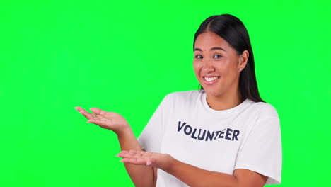 Green-screen,-volunteer-and-hands-of-a-woman