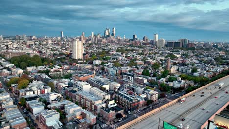 Empuje-Aéreo-En-La-Ciudad-De-Filadelfia