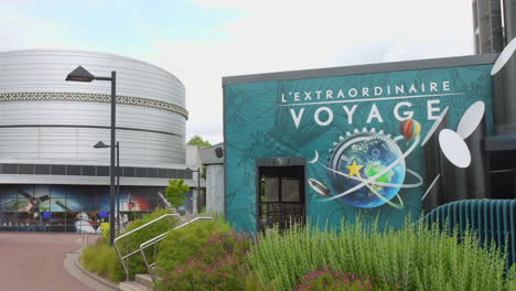 l'extraordinaire voyage: a visit to the cité de l'espace in toulouse, france