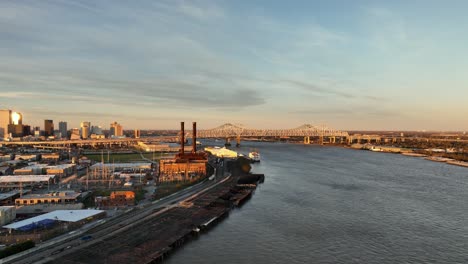 Vista-Del-Puente-Twin-Spans-De-Crescent-City-Sobre-El-Río-Mississippi-En-Nueva-Orleans