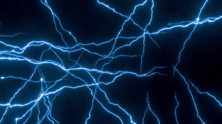 Fulmini elettrici blu astratti su sfondo scuro
