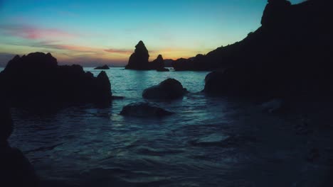 Dark-evening-at-the-beach