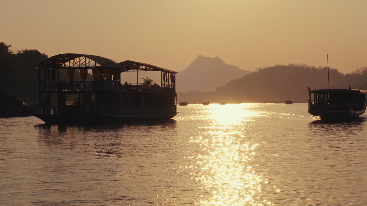 Sunset River Cruise with Floating Restaurant
