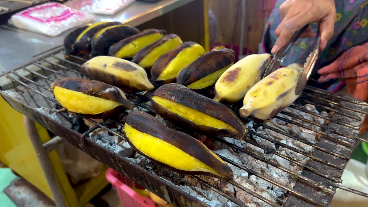 Bananas being grilled at a floating market