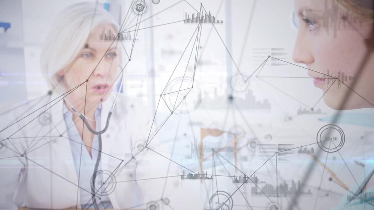Animazione di una rete di connessioni con icone su donne caucasiche con un paziente