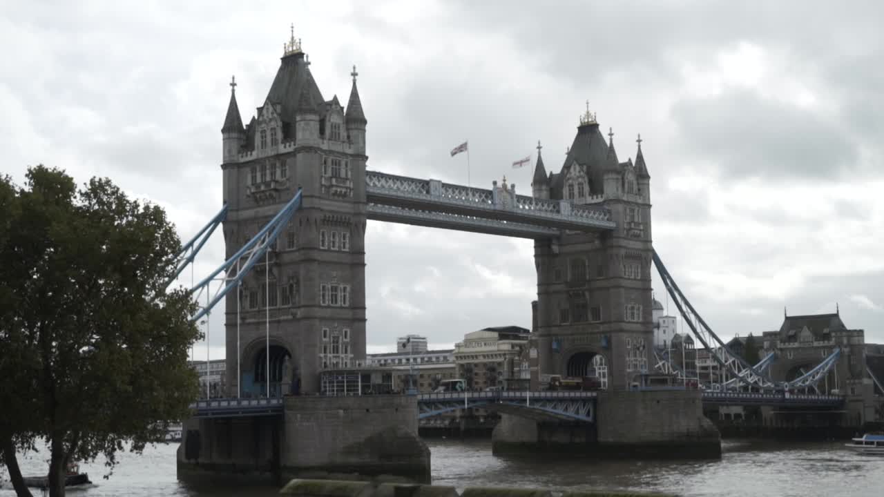 런던의 타워 브리지