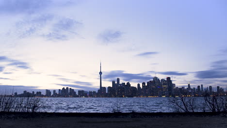 vista del paisaje urbano de toronto desde la isla de toronto