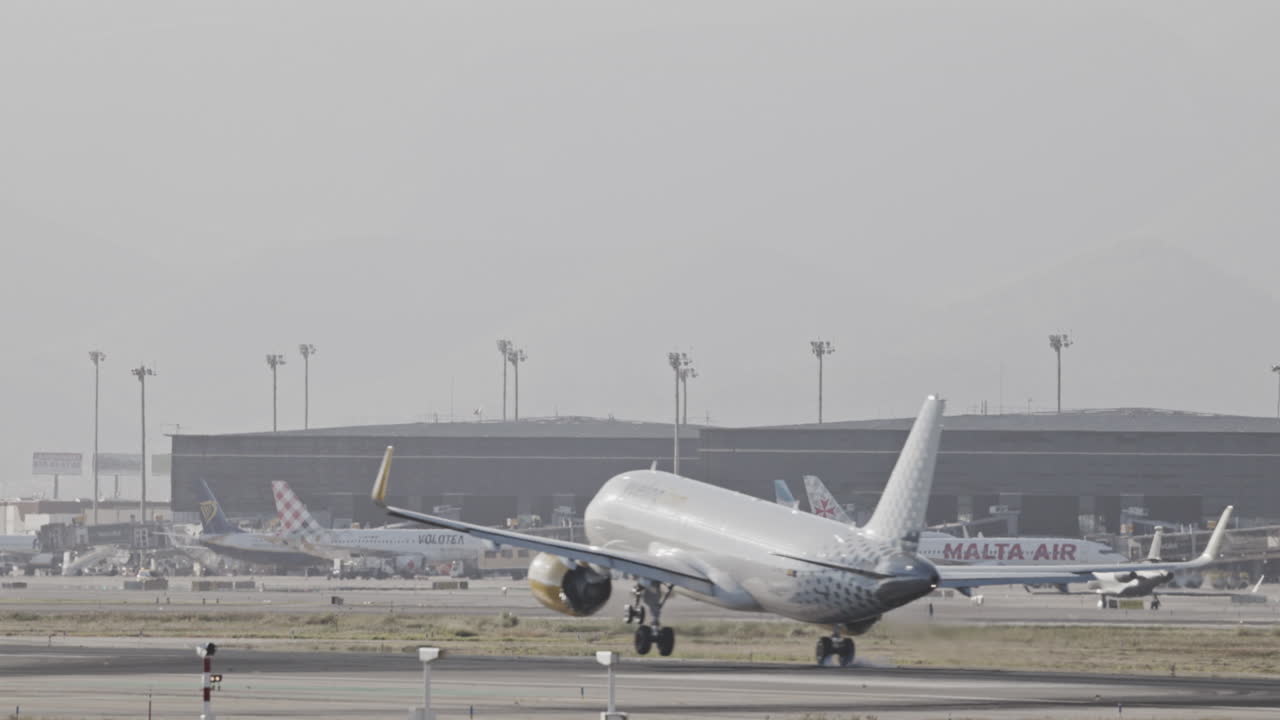 aviones en el aeropuerto