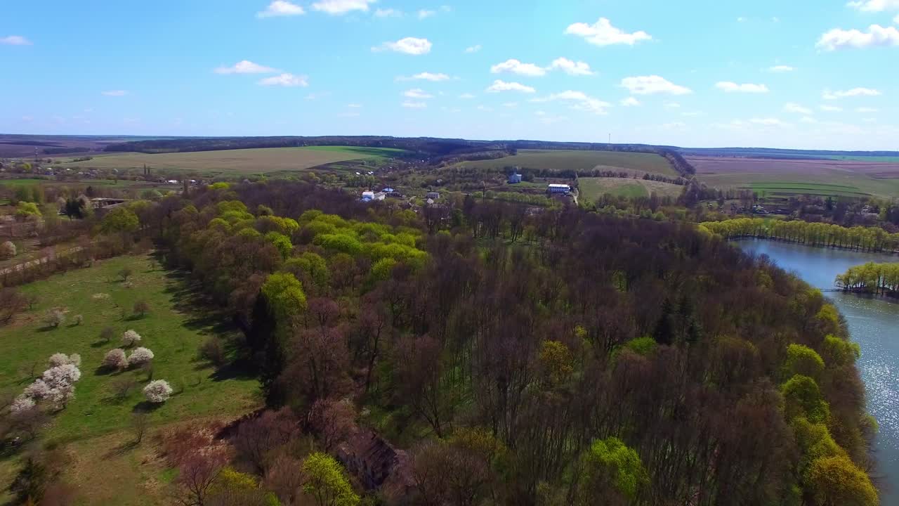 경로 를 가진 아름다운 공원 의 공중 풍경