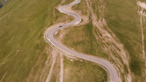 Transalpina,-Camino-Del-Rey-En-Las-Montañas-De-Los-Cárpatos,-Transilvania-Rumania