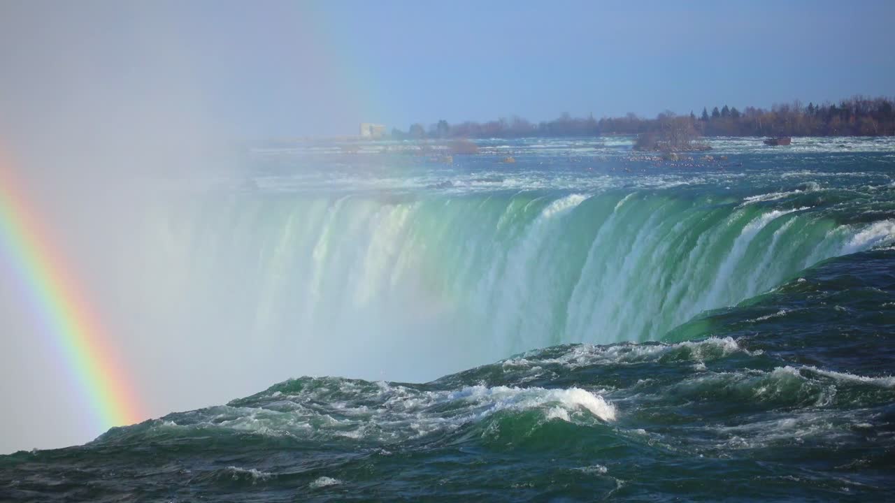 4k niagria falls niebla nube cascada gaviotas agua fluyendo sobre borde arco iris