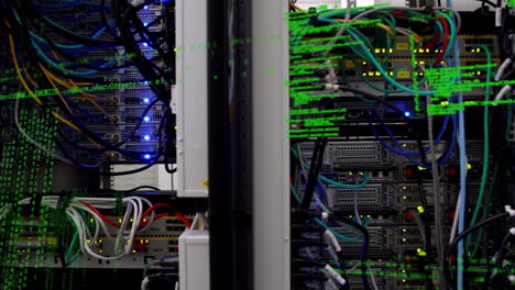 animación del procesamiento de datos en un primer plano del servidor informático