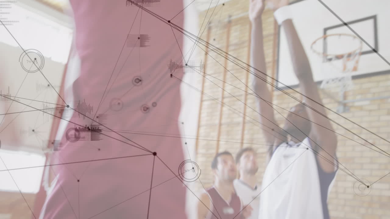 animación de redes de conexiones en un grupo de diversos jugadores de baloncesto en el gimnasio