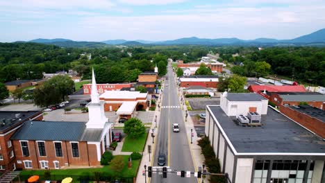 Kleine-Kirche-In-Filmmaterial-Aus-Bedford,-Virginia