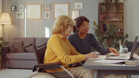 two women discussing project