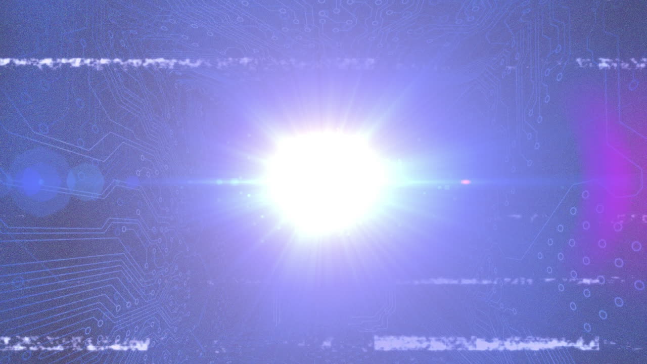 글리치 디지털 인터페이스의 회로 보드 요소와 함께 키 위의 밝은 빛의 애니메이션