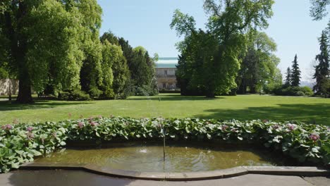 vista panorámica del jardín real en el castillo de praga en praga, república checa