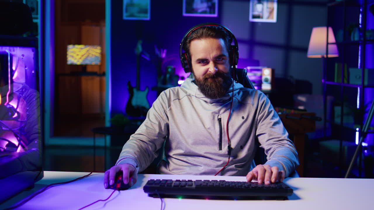 Man feeling angry and shouting after being defeated in videogames