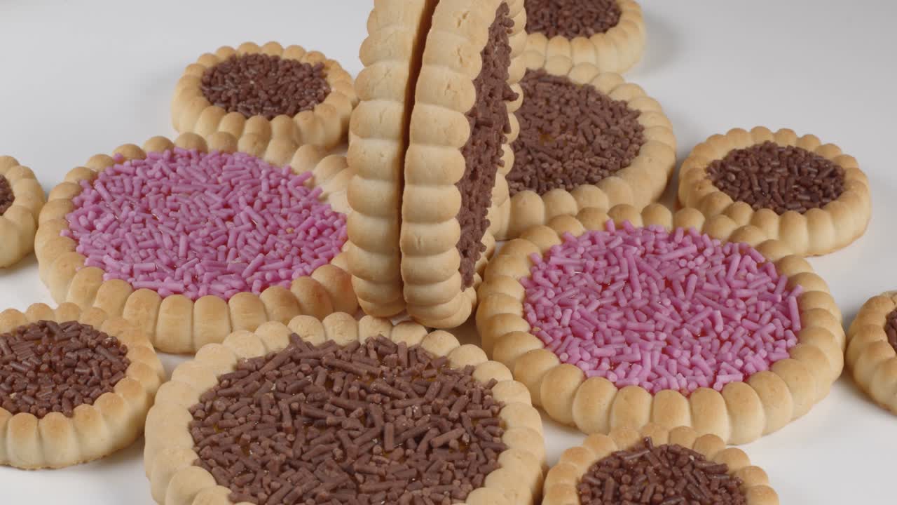 Jam Cookies with Chocolate Chips