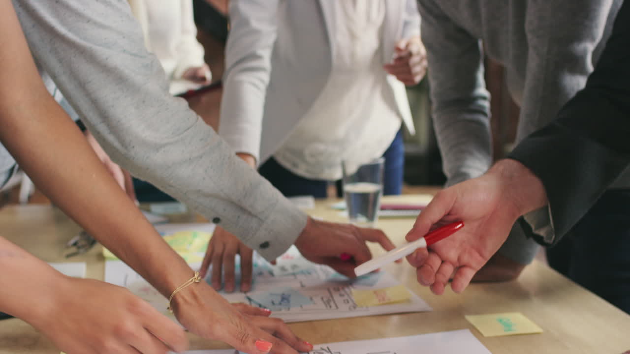 팀 브레인 스토밍 세션