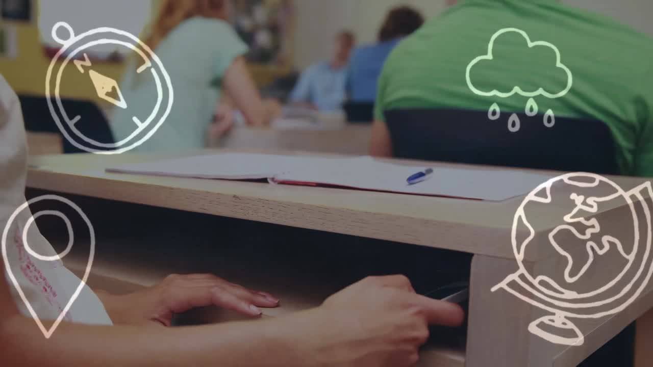 animación de iconos de viajes sobre la sección media de la mujer caucásica haciendo notas