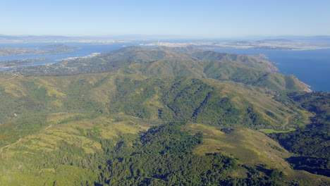 Vista-Aérea-De-La-Montaña-Tamalpais-Cerca-De-Seattle