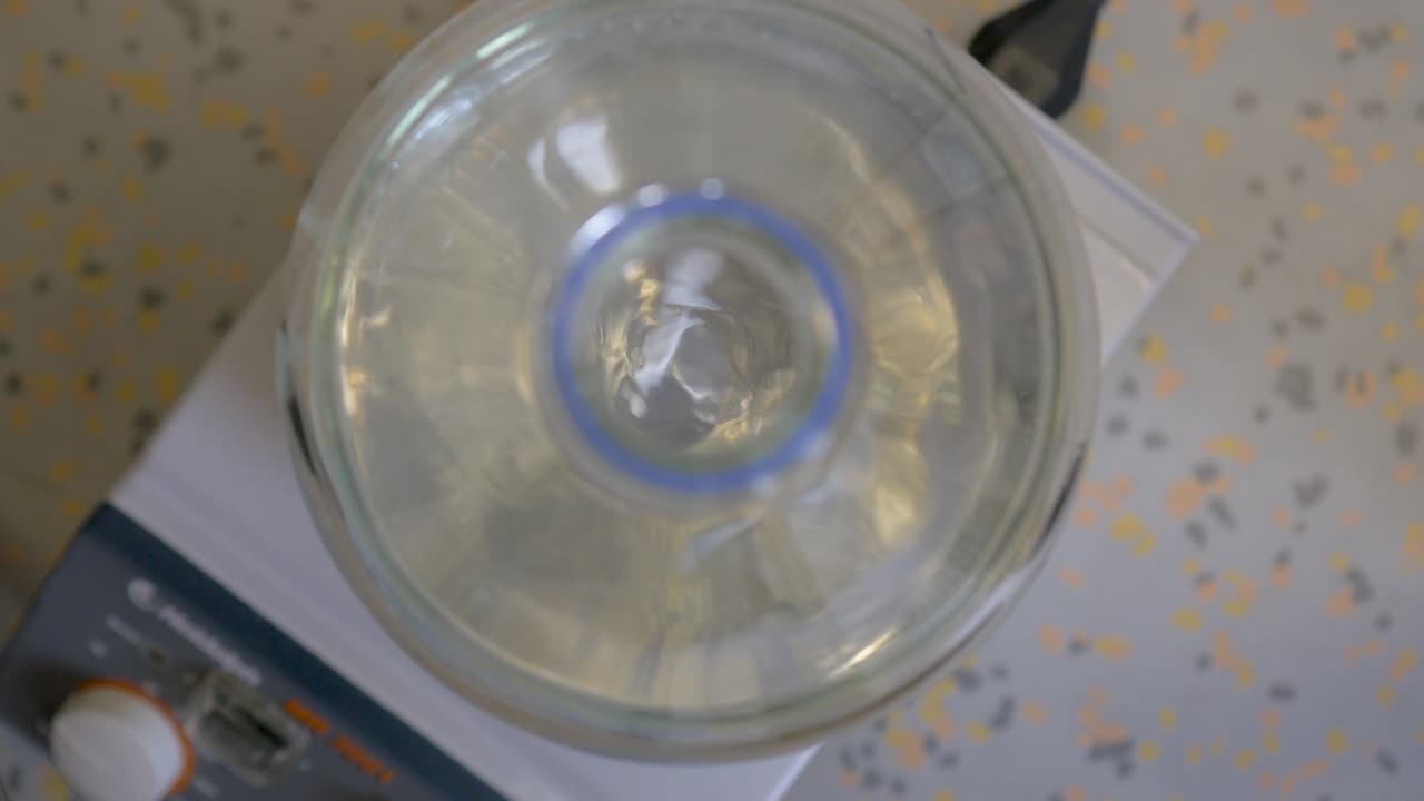 Vortex mixer der spinner væske