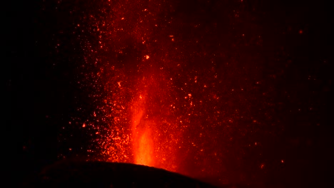 erupción volcánica en la palma islas canarias 2021