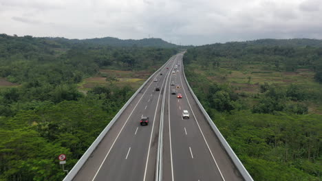 4k-Drohne-Tuntang-Brücke,-Bawen-Salatiga