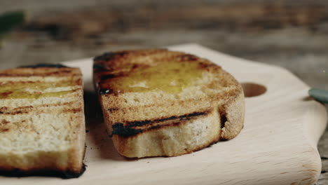 pan bruschetta con aceite de oliva