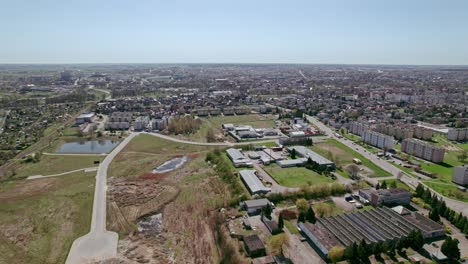 Panorama-Der-Stadt-Starogard-In-Polen,-Aufnahme-Nach-Oben