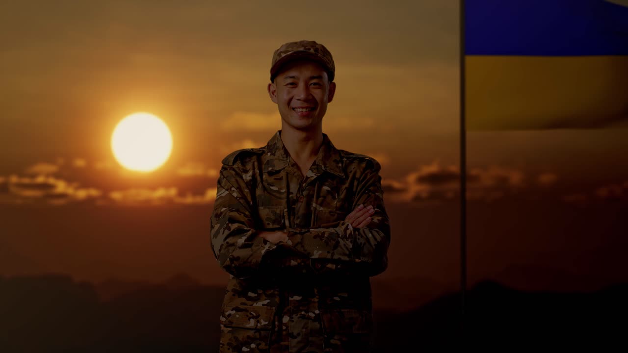 해가 지는 우크라이나 군인
