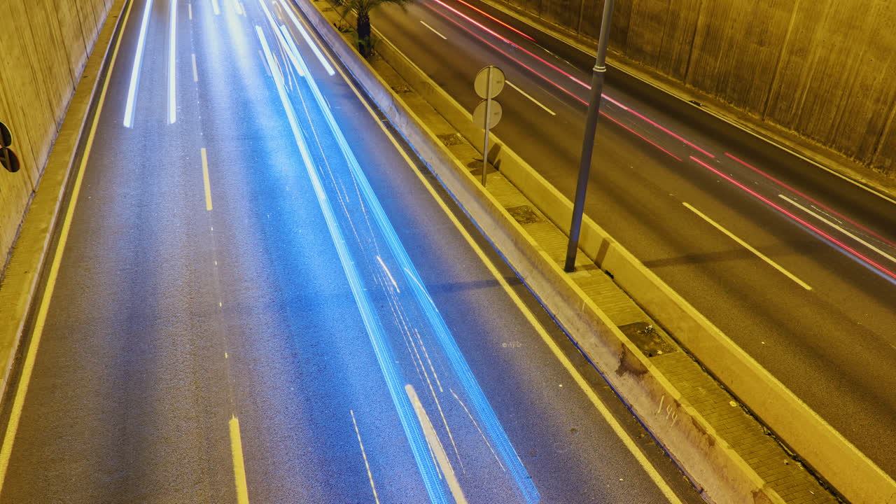 gorob 바르셀로나 스페인 위에서 고속도로에서 볼 수 있는 교통 차량