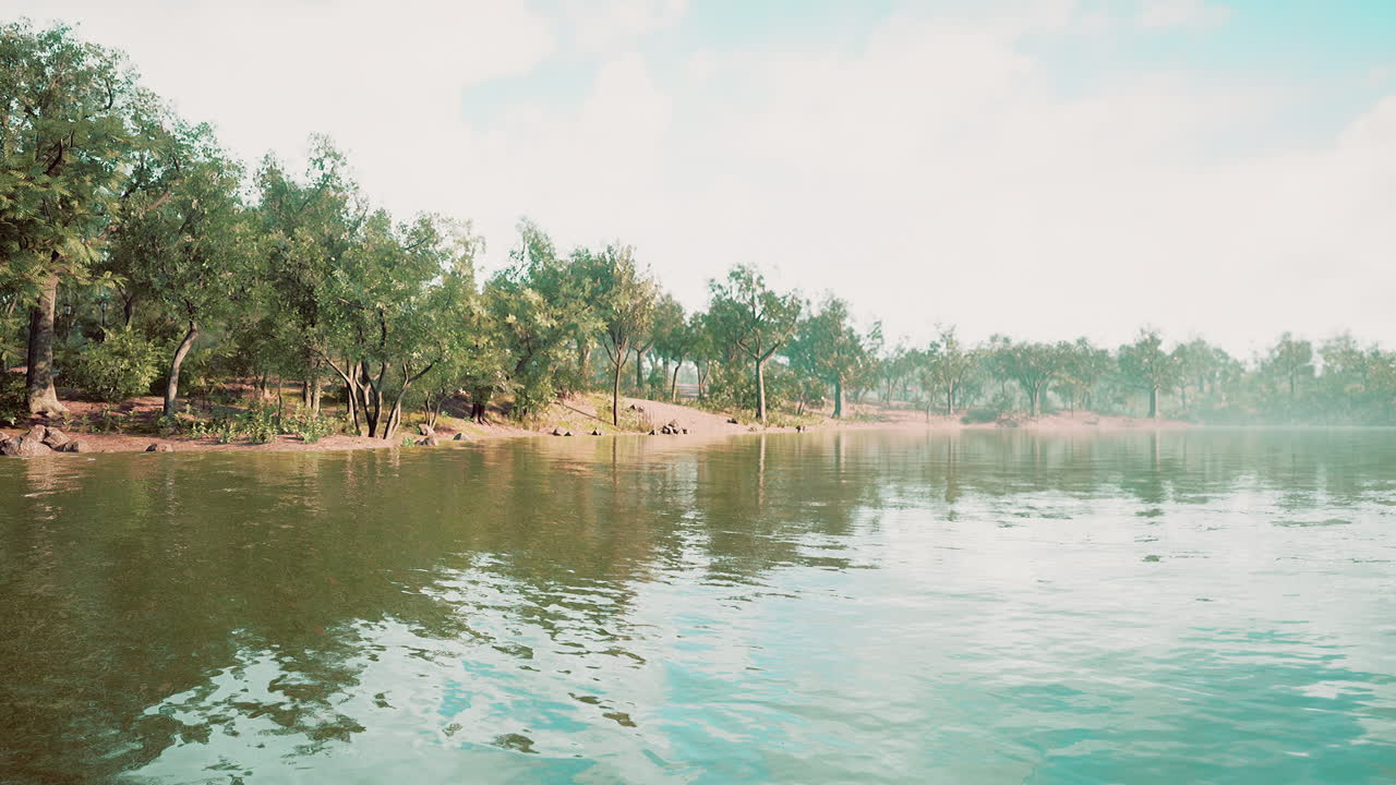 hermoso jardín del lago con reflejo