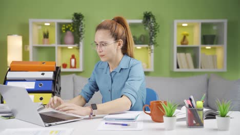 frustrated business woman gets angry.