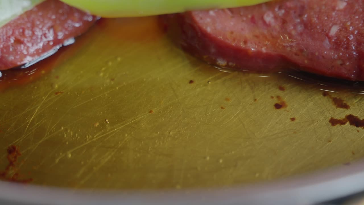 Grilled Sausage with Red Pepper