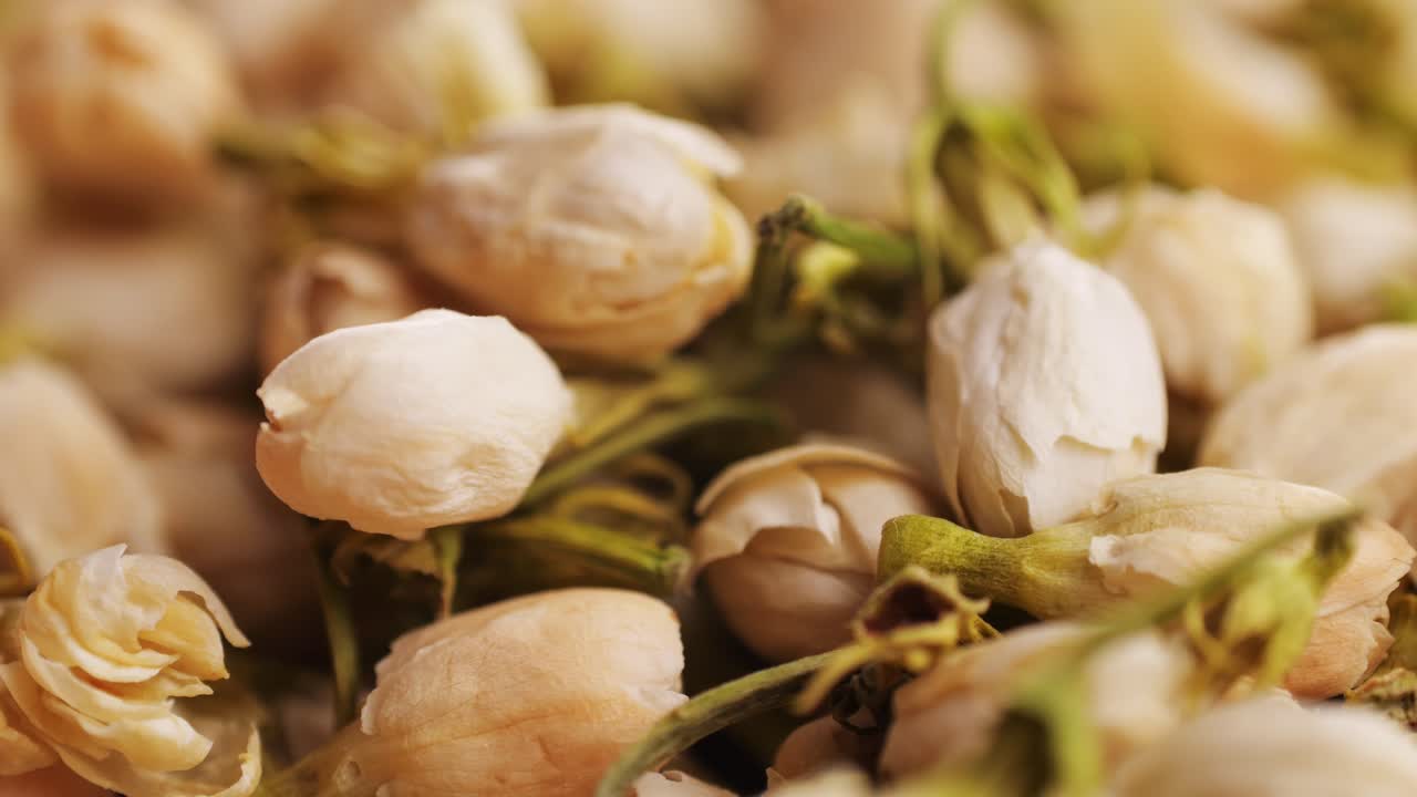 Dried Jasmine Flower Buds