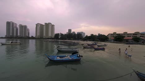 boat-along-the-seaside,-beach